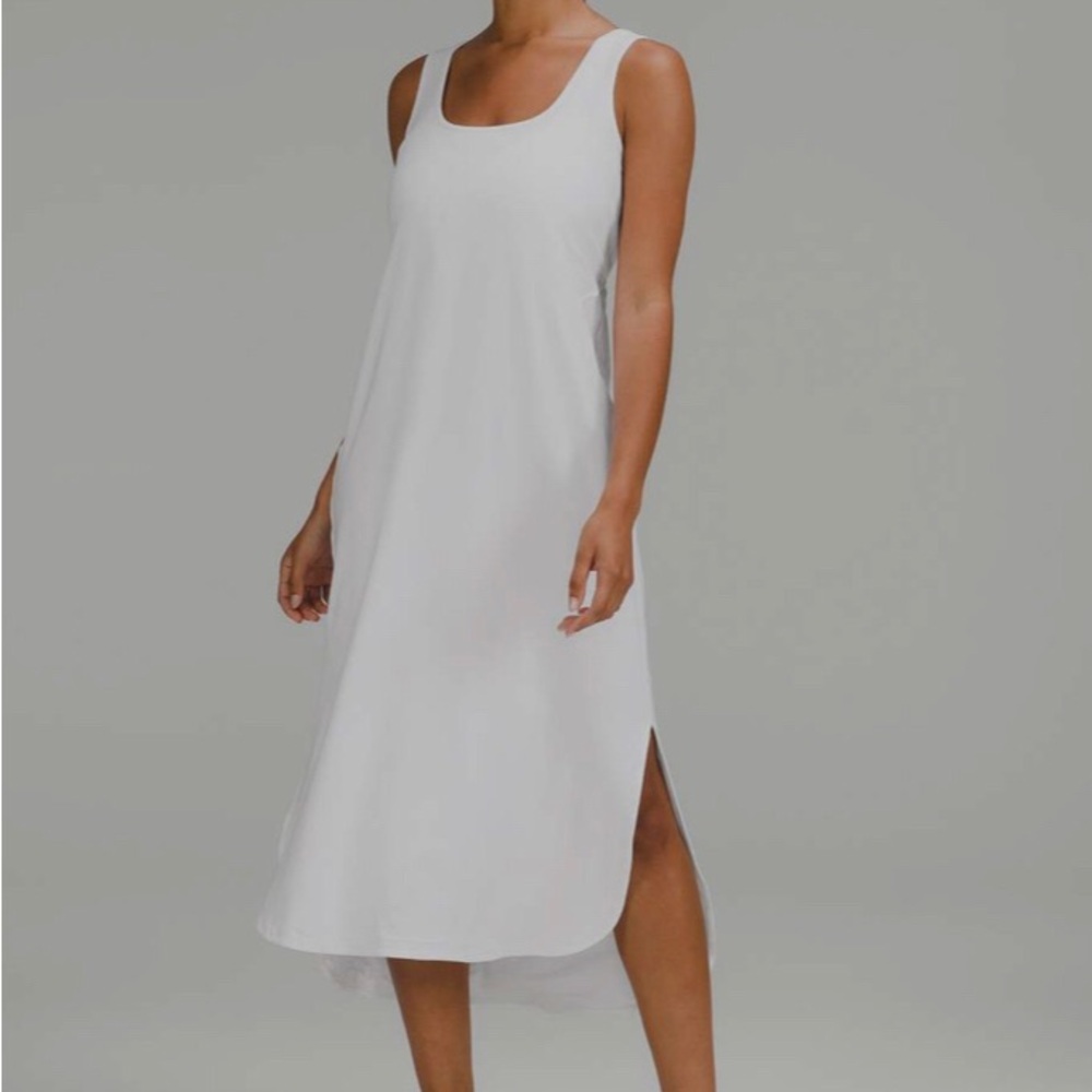 Lululemon open back midi dress size 8